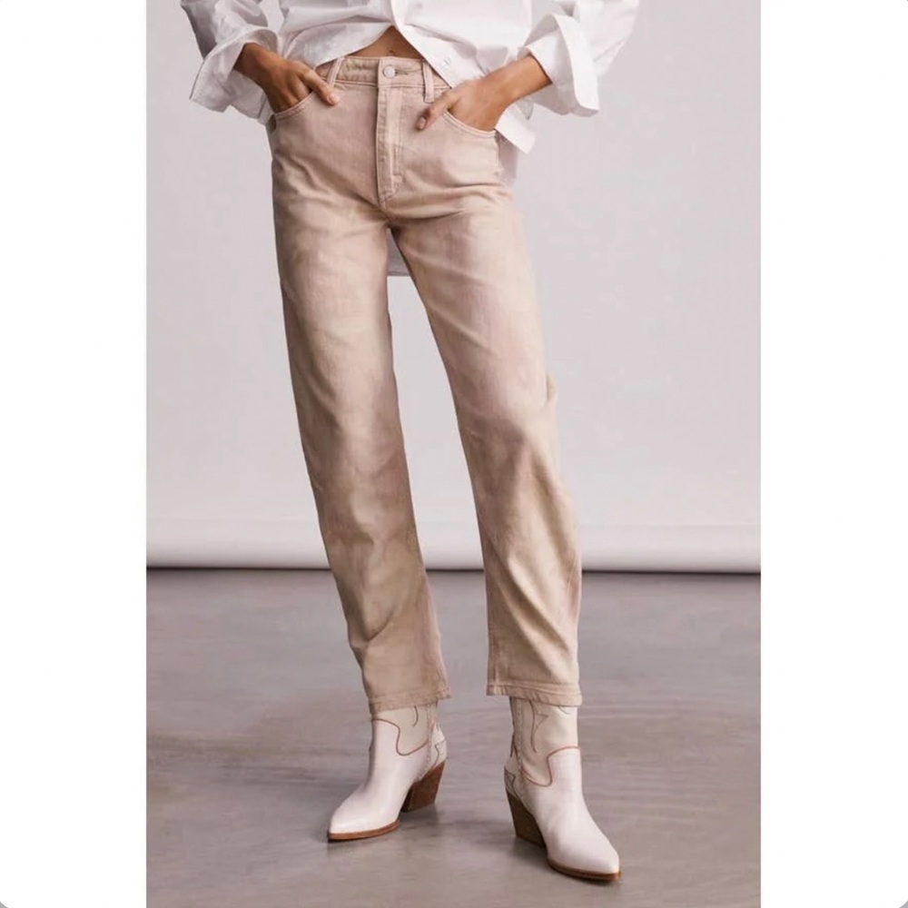 Anthropologie Pilcro Boyfriend Jean